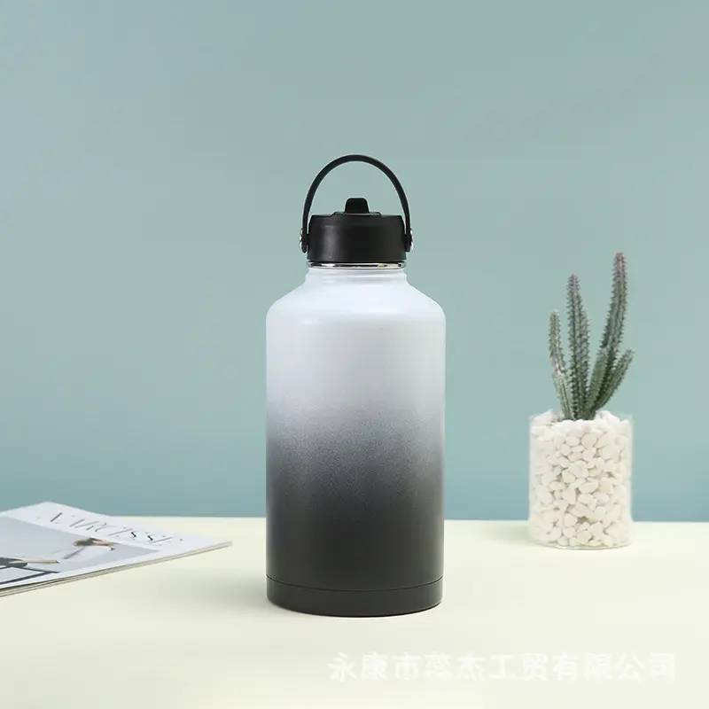 64oz Outdoor Vacuum Flask 